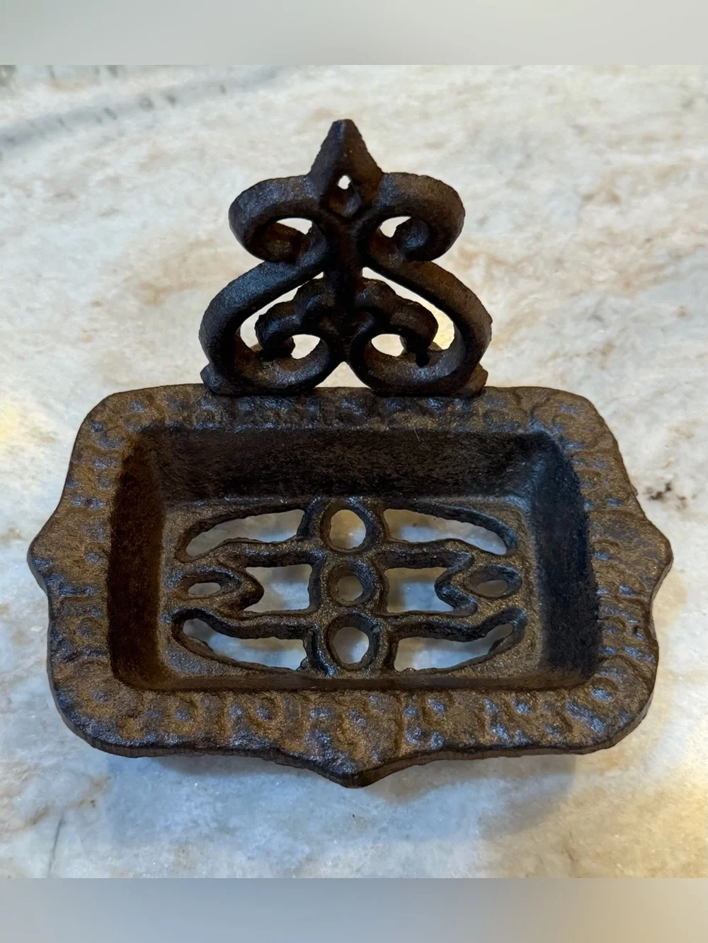 Vintage-Inspired Cast Iron Soap Dish with Ornate Back